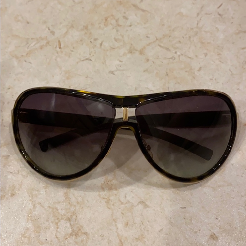 Gucci aviator sunglasses